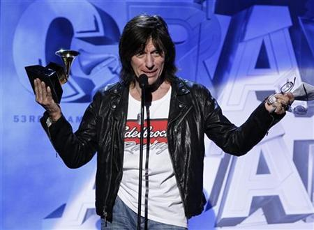 A Minute With: Jeff Beck revisits rock's glory days