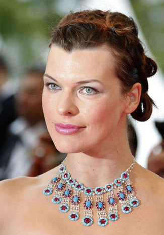 Jovovich arrives on red carpet in Cannes
