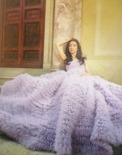 Li Bingbing shot commercial in Rome