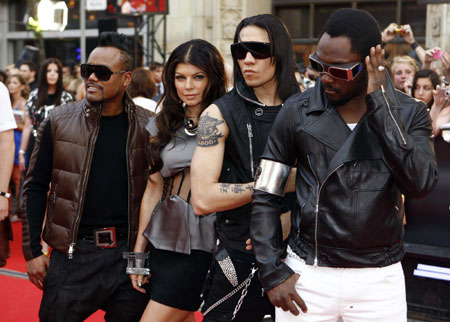 Stars shine at 2009 MuchMusic Video Awards in Toronto