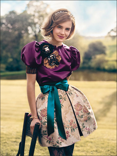 Emma Watson covers teen Vogue august 2009