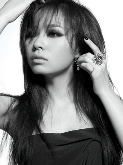 Jane Zhang graces The Bund