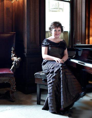 Susan Boyle goes stylish for 'Harper's Bazaar'