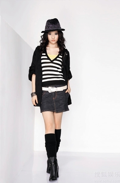 Latest ad photos of Crystal Liu