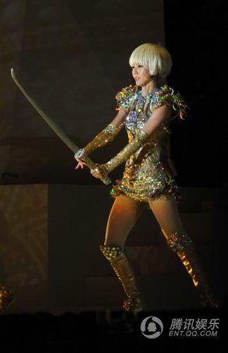 Stefanie Sun sings in Beijing