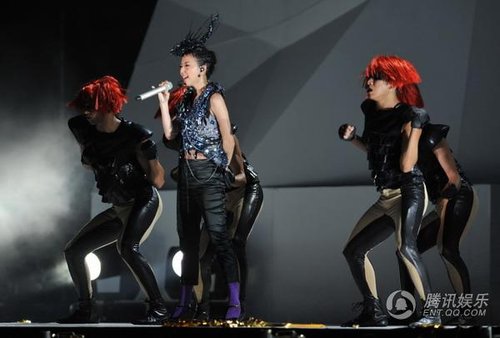 Stefanie Sun sings in Beijing
