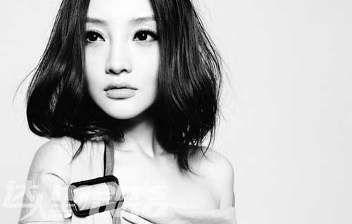 Actress Li Xiaolu