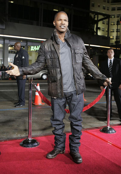 Jamie Foxx,Gerard Butler at premiere of film 