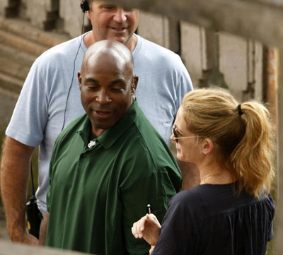 Julia Roberts on set of movie 