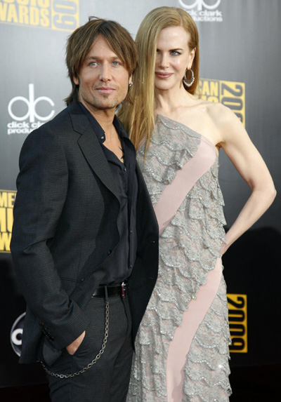 Keith Urban and Nicole Kidman arrive at 2009 American Music Awards