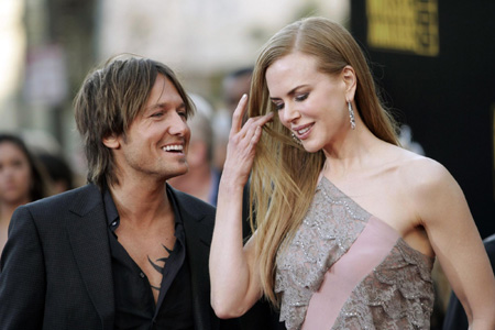 Keith Urban and Nicole Kidman arrive at 2009 American Music Awards