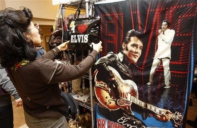 Elvis Presley feted in Memphis on 75th birthday