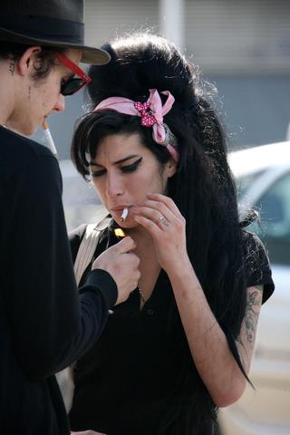 Amy Winehouse sends for Blake