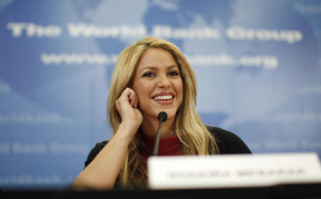 Obama, Shakira meet at White House