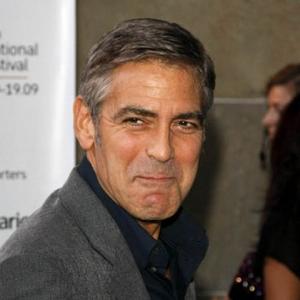 Charismatic clown George Clooney