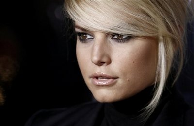Jessica Simpson `little bit angry' with John Mayer