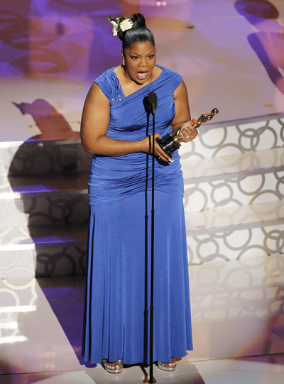 Mo'Nique wins Oscar for best supporting actress