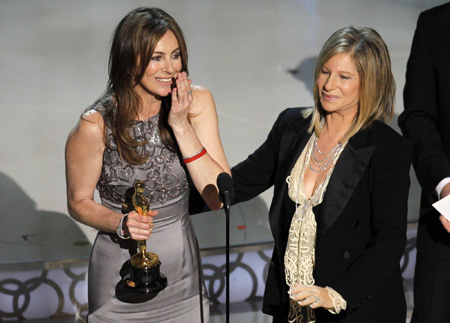 Kathryn Bigelow wins best director Oscar for 