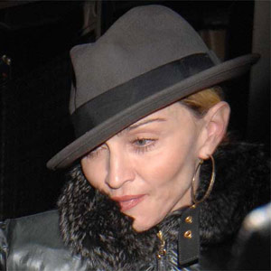 Madonna moving back to Britain