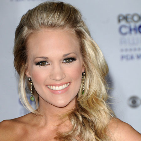 Carrie Underwood too busy for
