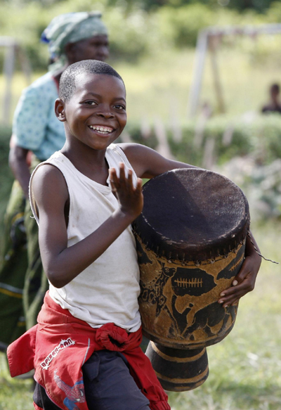 Madonna visits Mphandula child care centre
