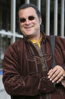 Sheriff: Filming of Seagal's 