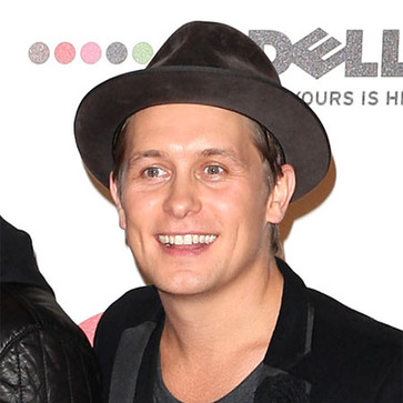Mark Owen reunites with wife