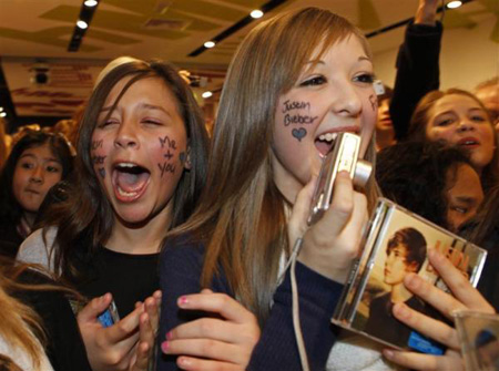Justin Bieber craze