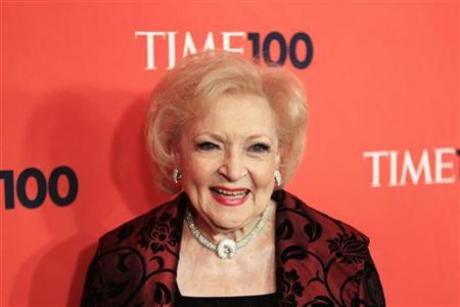 Betty White gives Mother's Day gift to 