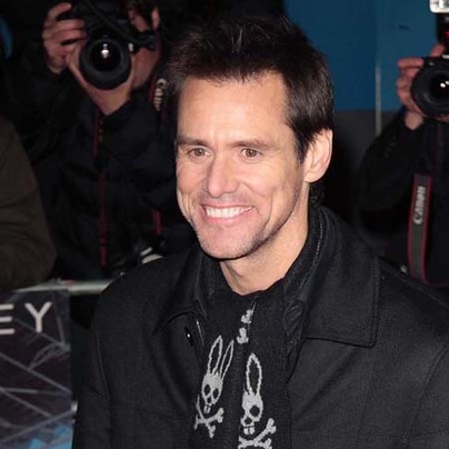Jim Carrey parties with babes