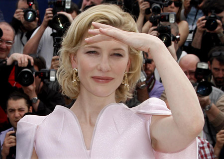 Blanchett and Crowe attend photocall for film 