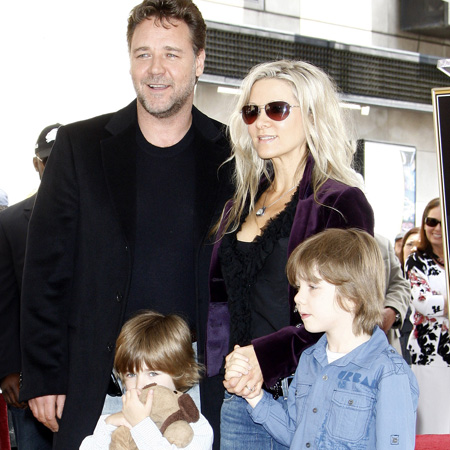 成明russell父母,成明russell big "softie" russell crowe