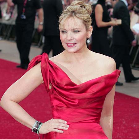 Kim Cattrall not on a manhunt