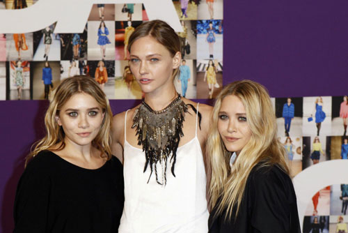 Celebs arrive at Council of Fashion Designers of America fashion awards