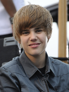 Amazing hairstylist Justin Bieber