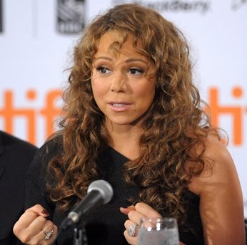 NY vet dogs Mariah Carey over bills for pets' care