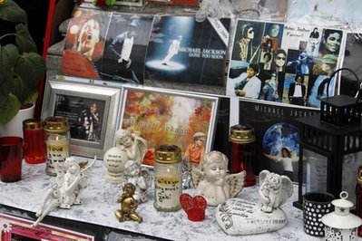Fans plan remembrances for Jackson 1 year later