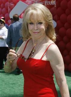 Barbara Eden to publish 
