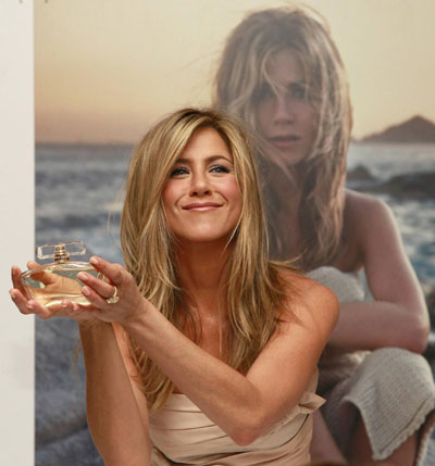 Jennifer Aniston hates dates
