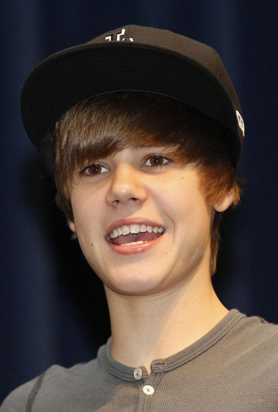 Justin Bieber has crush on 'hot' Cheryl
