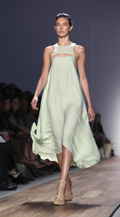 NY Fashion Week: Max Azria Spring 2011 collection