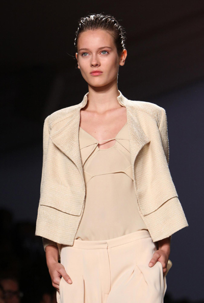 NY Fashion Week: Max Azria Spring 2011 collection