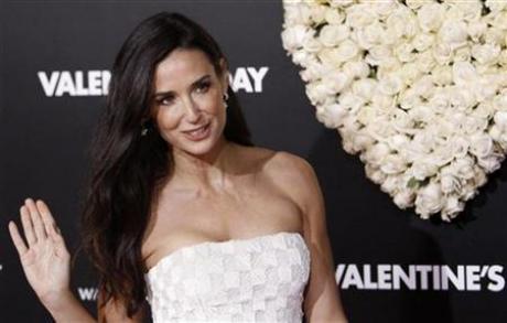Demi Moore, Kate Bosworth in a 'Bunch'