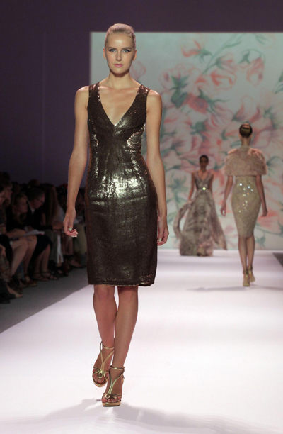 NY Fashion Week: Monique Lhuillier Spring 2011 collection
