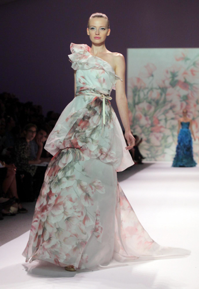 NY Fashion Week: Monique Lhuillier Spring 2011 collection