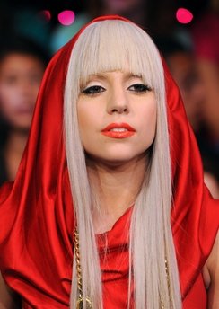 Lady Gaga to rally in Maine against 'don't ask'