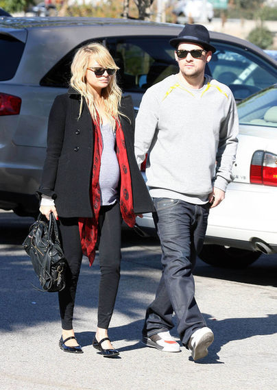 Nicole Richie planning December wedding?