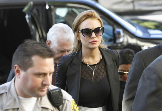 Lindsay Lohan freed after 15 hours in jail