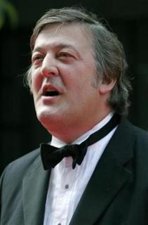 Stephen Fry to play Mycroft Holmes in 'Sherlock 2'