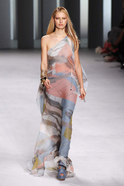 Elie Saab Spring/Summer 2011 women's ready-to-wear fashion collection